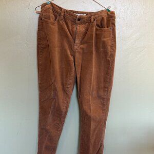 Lands End Corduroy Pants, women size 8, EUC